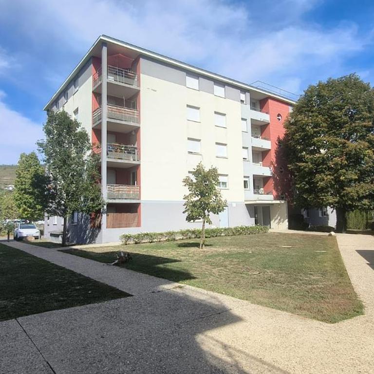 Résidence des volcans d'auvergne parking balcon WiFi lit180X200 - Apartment mit 1 Schlafzimmer und Gartenblick - 1