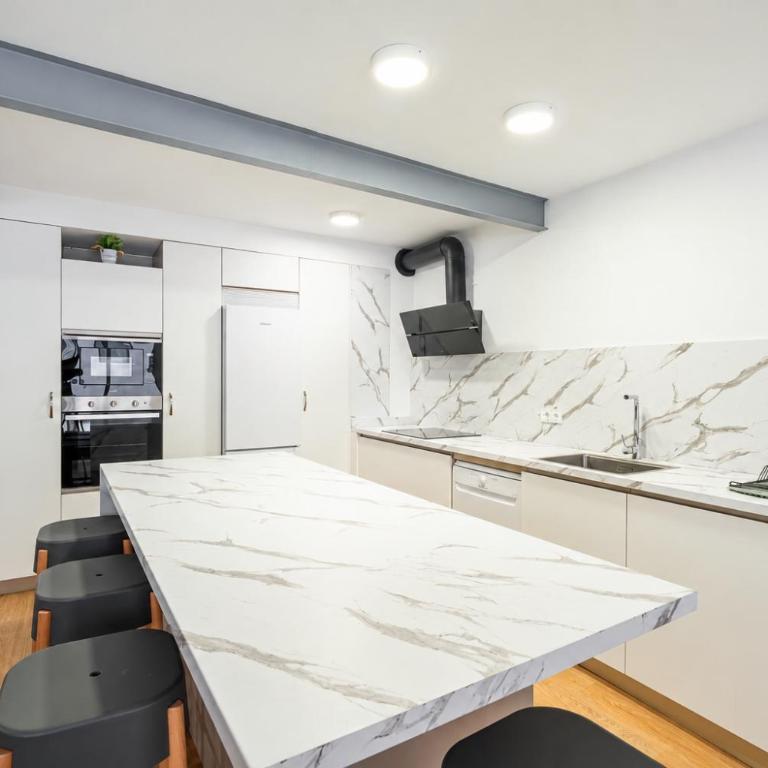 Luzan home by Expoholidays - Apartment - 2