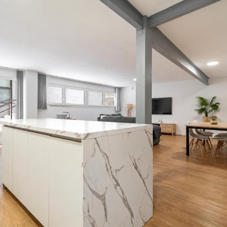 Luzan home by Expoholidays - Apartment - 11