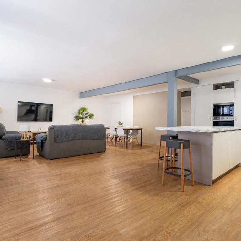 Luzan home by Expoholidays - Apartment - 18