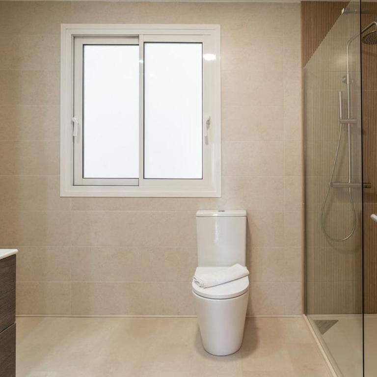VLC Host - Hospital - Four-Bedroom Apartment - 17