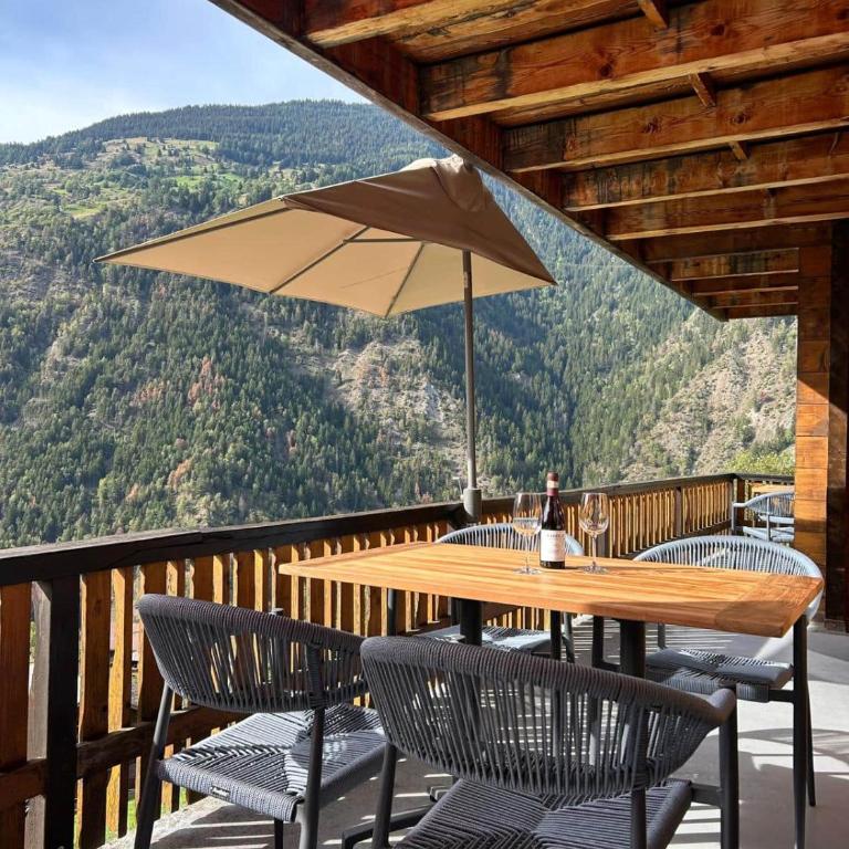 Chalet Mallum – Upper Apartment - Superior Chalet - 1