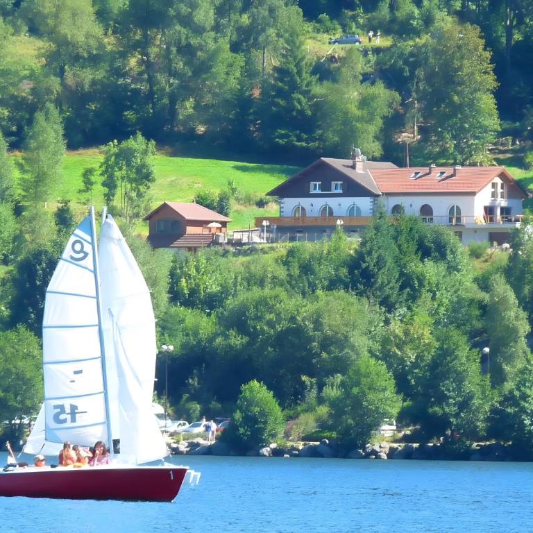 Chalet au bord du Lac - Studio avec Terrasse - 11