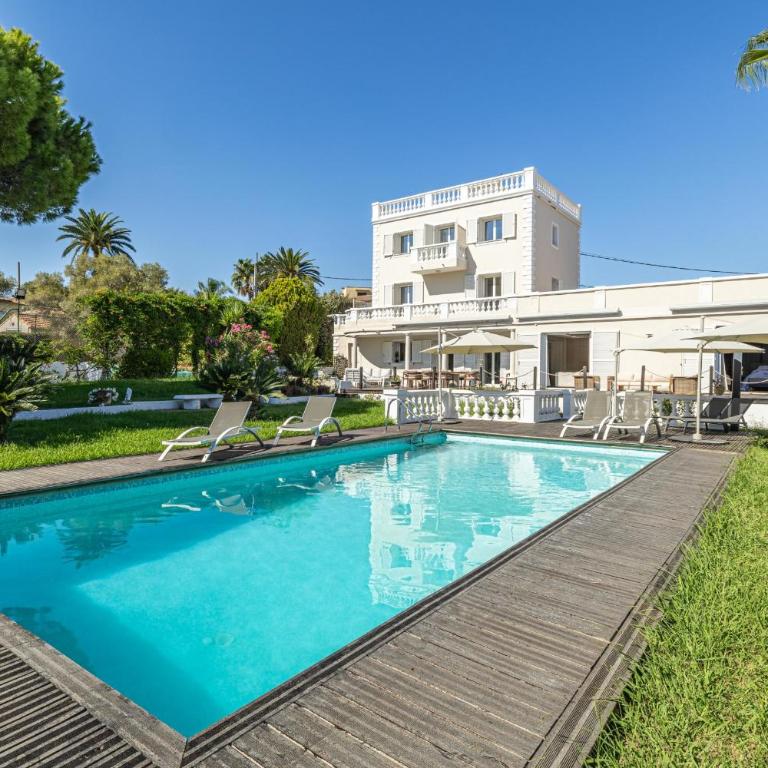 11 GRIMP - Villa with a swimming pool and tennis walk to beach - Villa avec Piscine Privée - 39