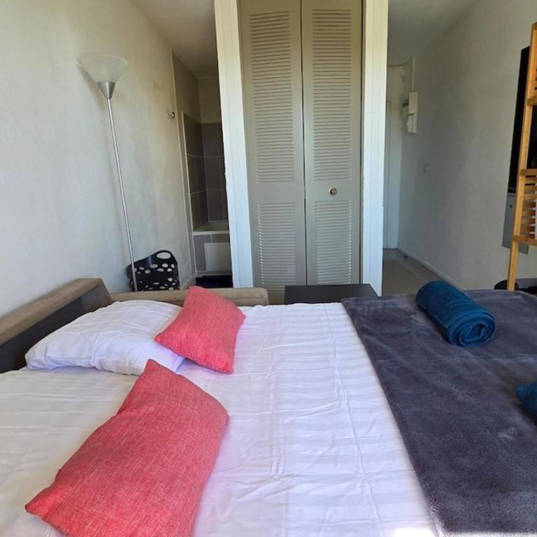 Le Nid des Pins - Terrasse, Parking privé, Calme - Apartamento - 18