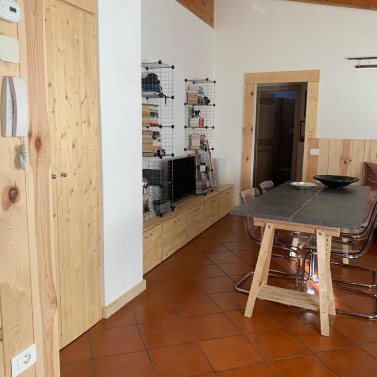 Appartamento Via Segantini Civico 40 - Two-Bedroom Apartment - 100