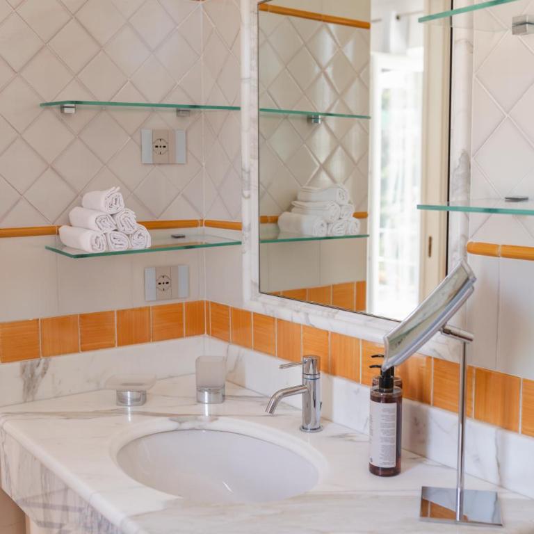 Casacasa Positano - Camera Matrimoniale/Doppia con Letti Singoli con Vista - 9