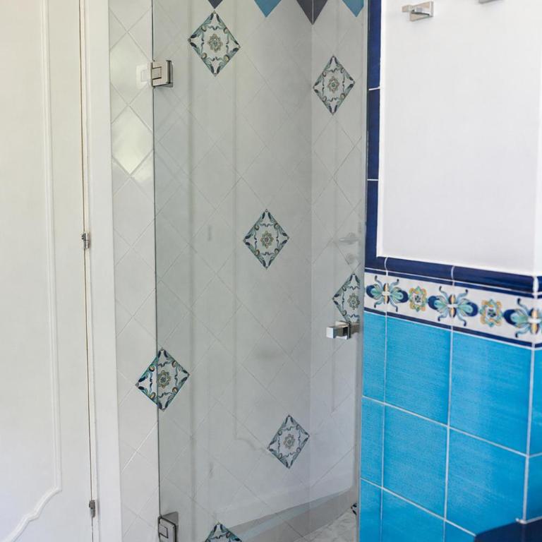 Casacasa Positano - Camera Doppia con Letti Singoli con Vista Giardino - 4