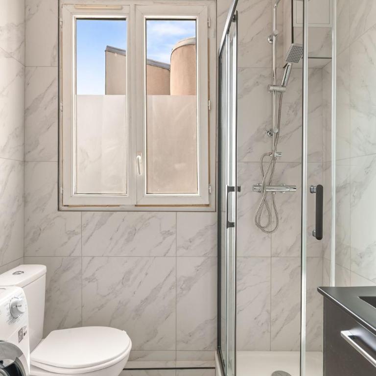 Appartement de luxe sous les toits Tour Eiffel - 1BDR-4P - Apartment - 16