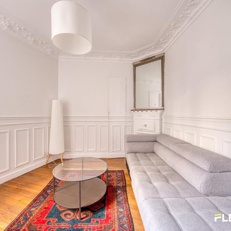 26 rue traversière 75012 / T3 / 6 pièces - Apartment - 18
