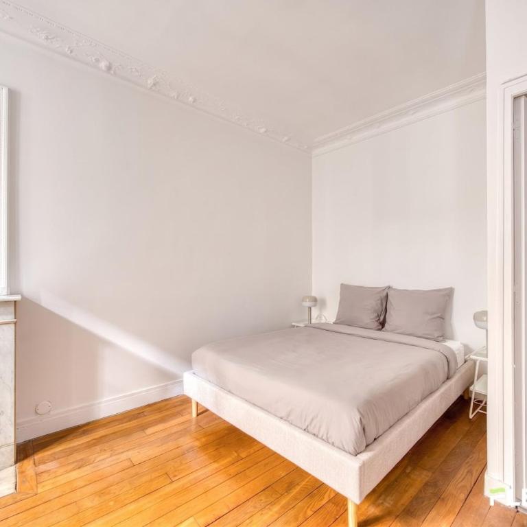 26 rue traversière 75012 / T3 / 6 pièces - Apartment - 32