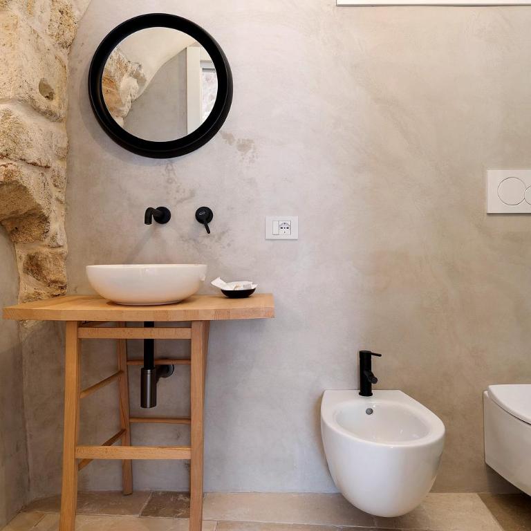 Terra Mia Home - Camera Matrimoniale/Doppia con Letti Singoli con Doccia - 14