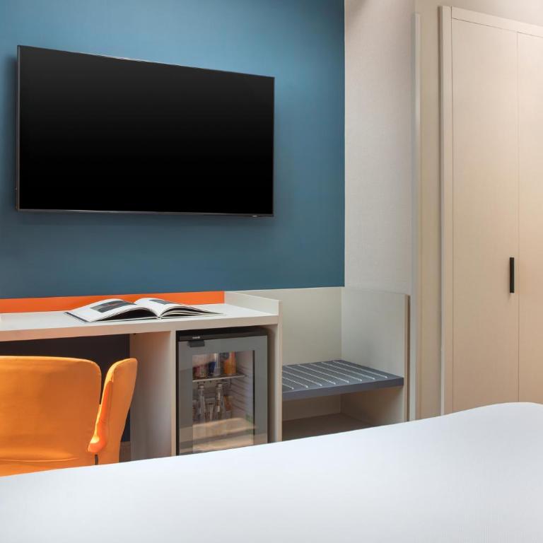 UNA Hotels Mediterraneo Milano - Superior Double Room - 3
