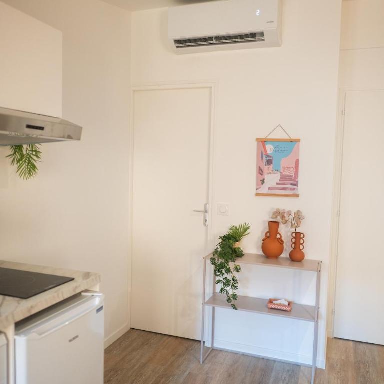 Terra Daumas - T2 climatisé au cœur de Toulon - One-Bedroom Apartment - 6