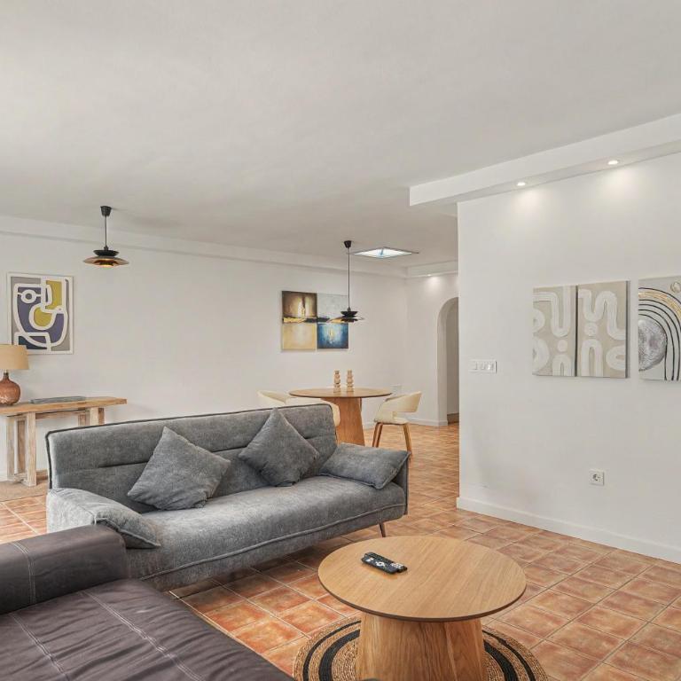 Oasis de César- Arquitectura Típica - Apartamento Deluxe de 2 dormitorios con balcón - 3