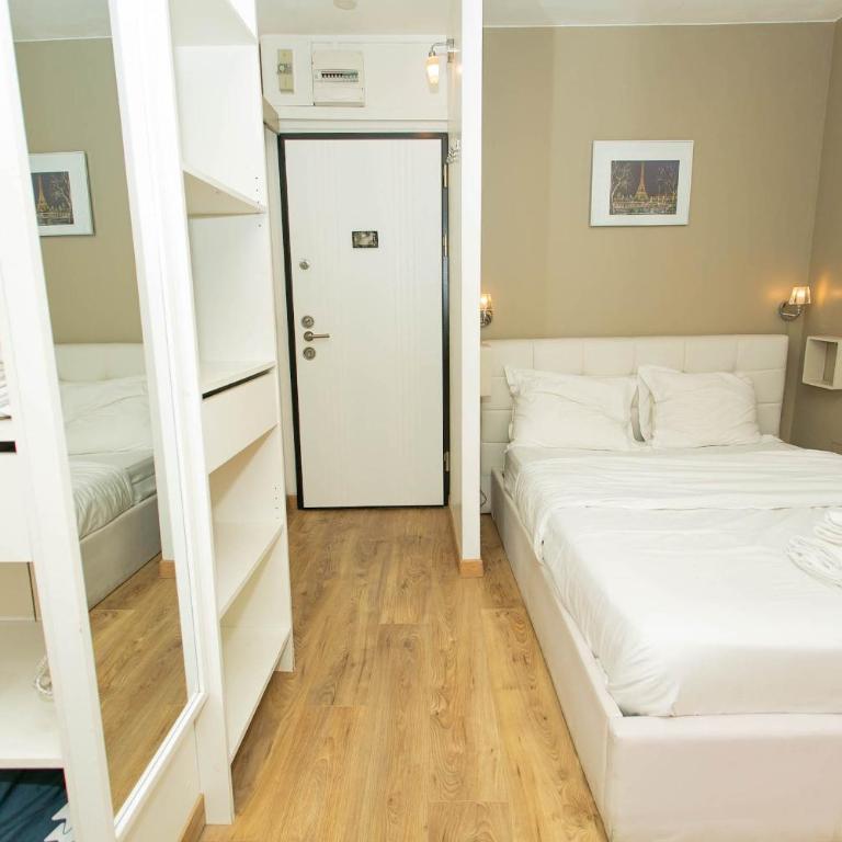 BnBNova - Champs Elysees & Arc de Triomphe - Apartment - 9