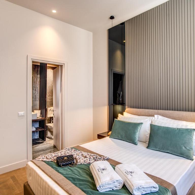 Hotel 77 Seventy-Seven - Maison D'Art Collection - Standard Double Room-- Dependance Piazza del Viminale 14 - 3