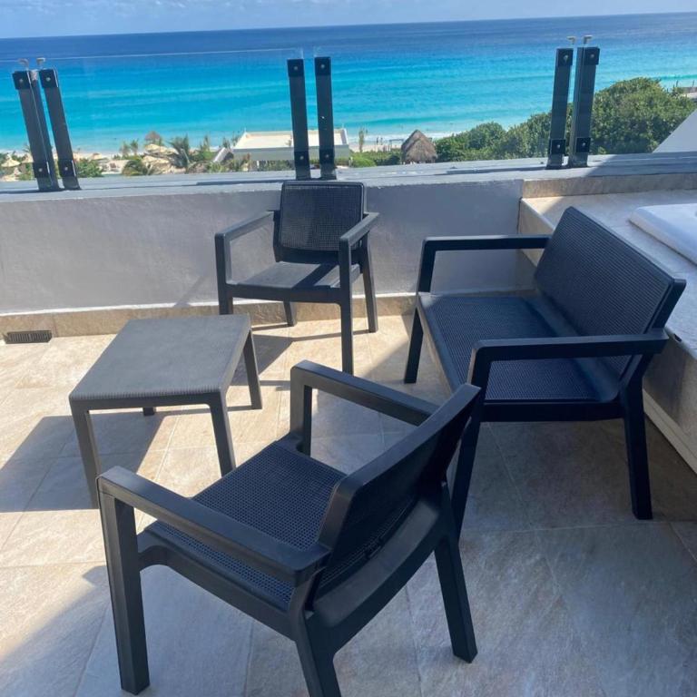 Fabulous Oceanview Suite Access to Beach & Pools - Apartment - 2