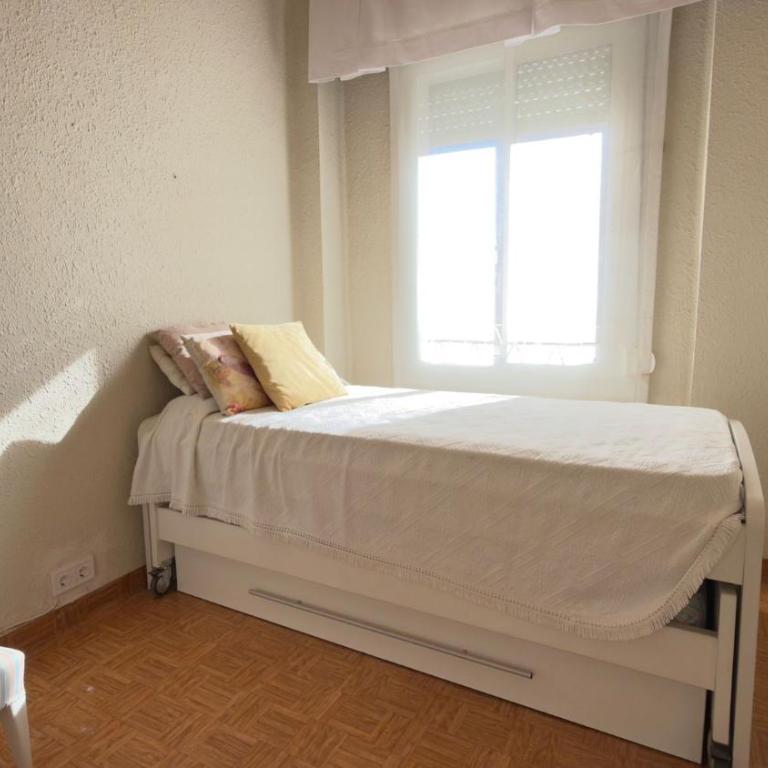 Maravilloso apartamento en el Cabanyal - Apartamento de 3 dormitorios - 4