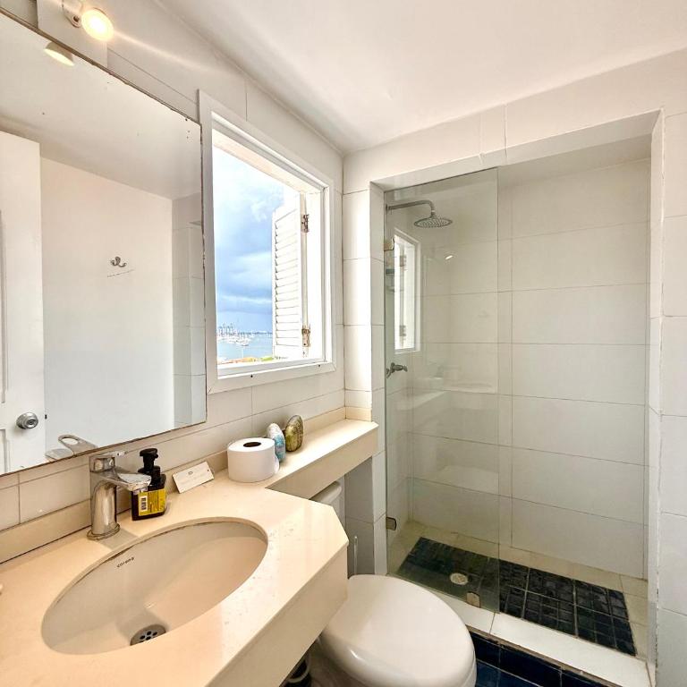 by Calamari Homes-Plaza Bolivar Penthouse Sea view - Two-Bedroom Apartment - 17