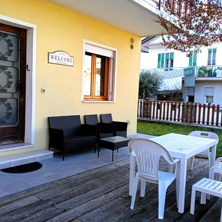 Ortensia Beach & Parking all inclusive! - Three-Bedroom Apartment - 5