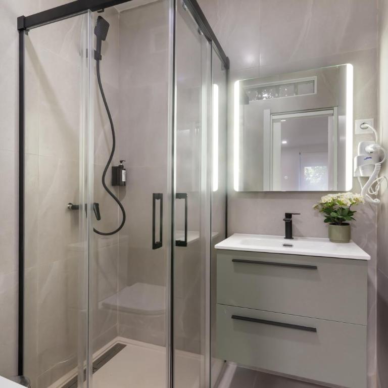Bright apartment near IFEMA - Madrid - Apartment mit 1 Schlafzimmer - 3