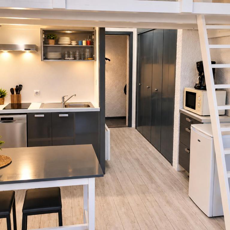 Petit studio en plein centre de Cauterets - Studio - 1