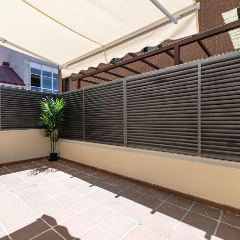 Apartment with Private Terrace, Pinar del Rey - Madrid - Apartment - 21