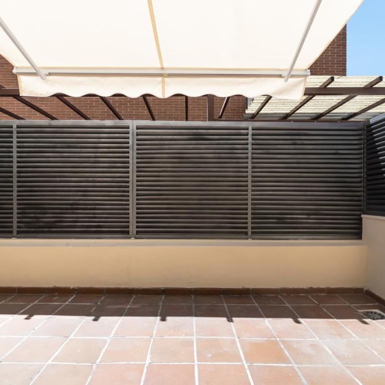 Apartment with Private Terrace, Pinar del Rey - Madrid - Apartment - 24
