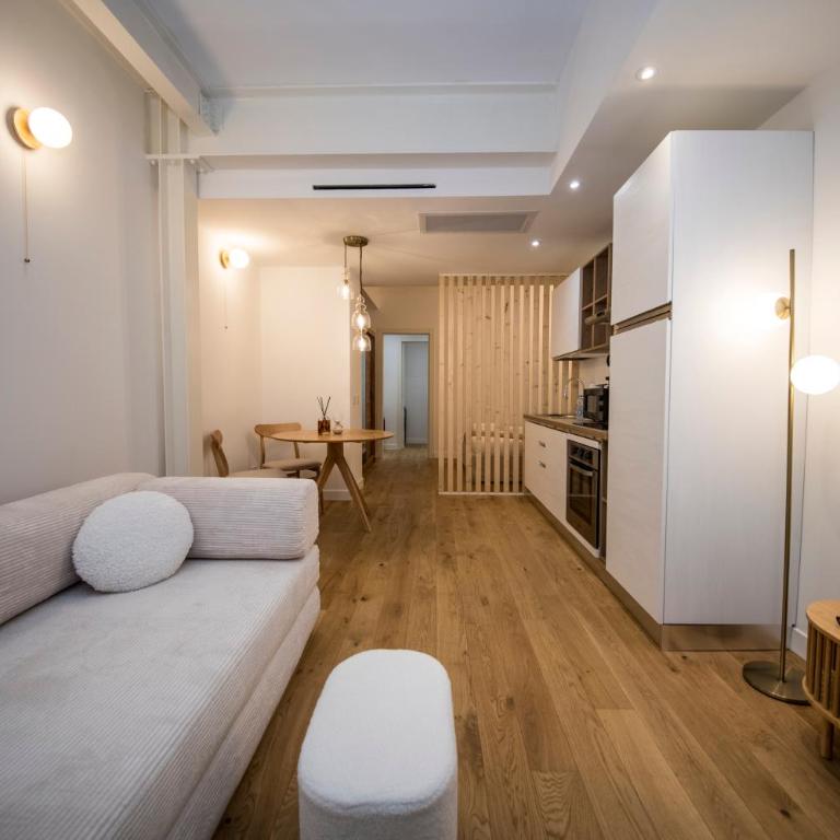 Mahon 1BR Superior Apartment - Quiet, Near Tram, Metro, Duomo, Station - Appartamento Superior con 1 Camera da Letto - 3