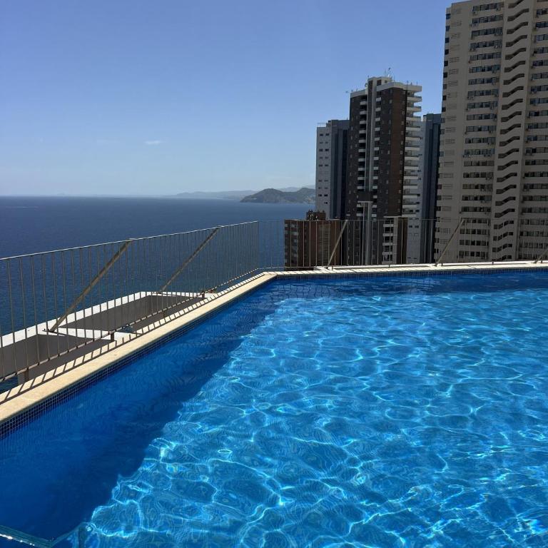 Sea View Apartment in Benidorm - Apartamento con vistas al mar - 1