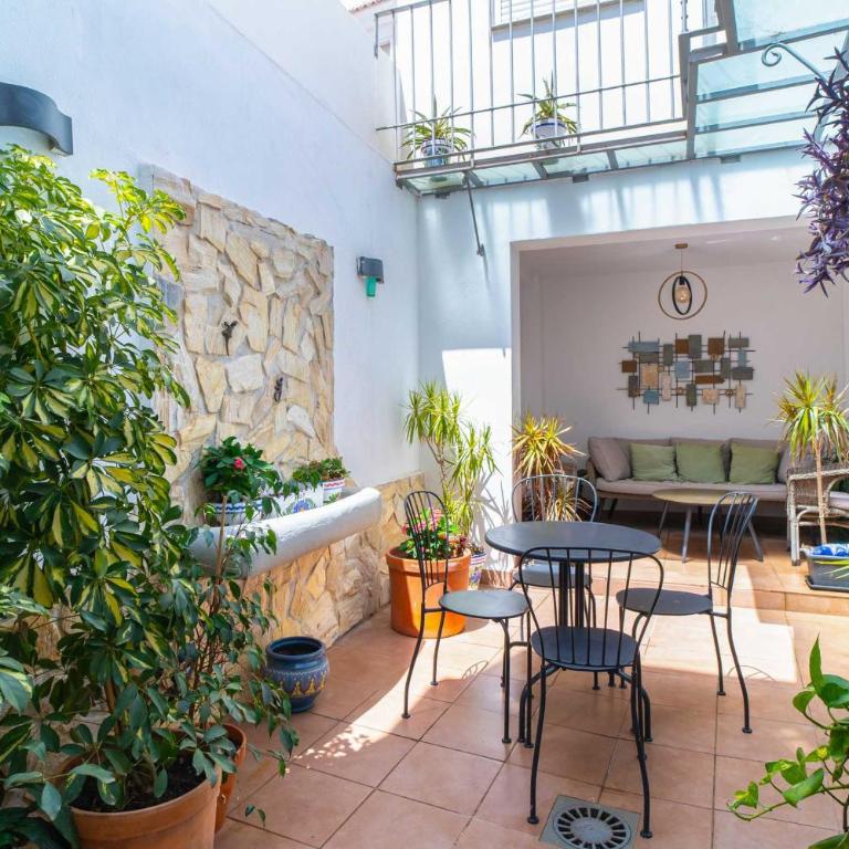 Casa Animas Casasol Centro - Three-Bedroom Townhouse - 4
