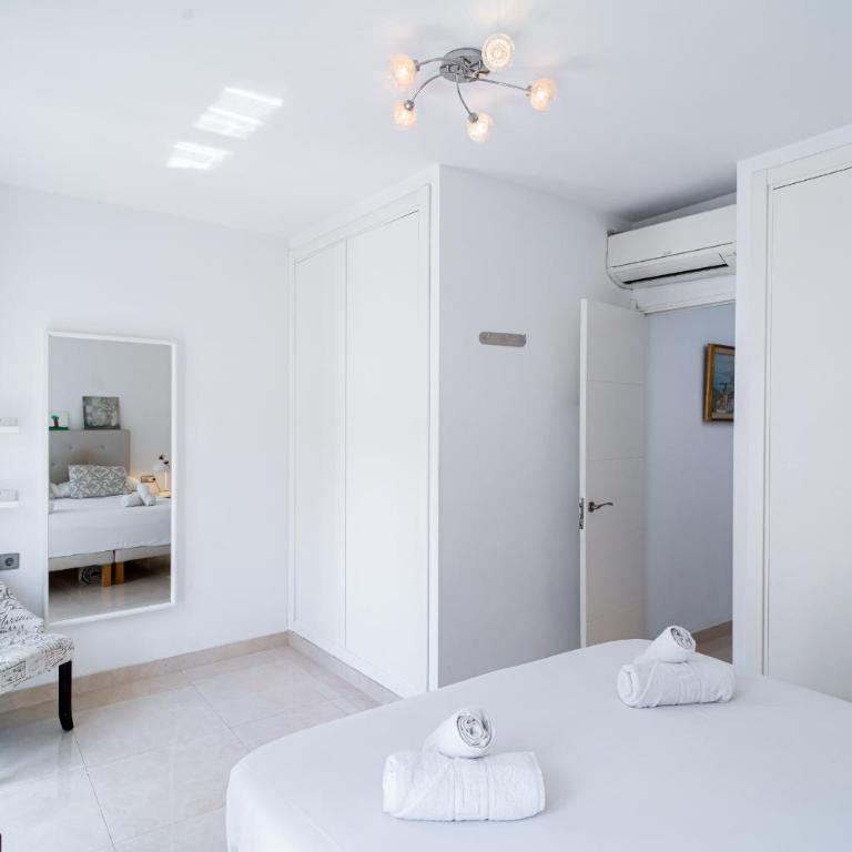 Casa Animas Casasol Centro - Three-Bedroom Townhouse - 26