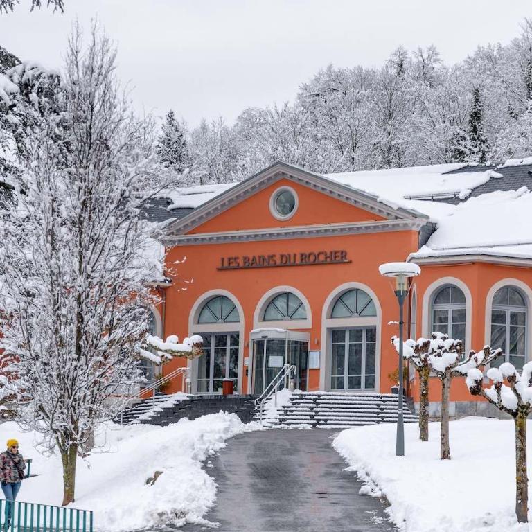 Petit studio en plein centre de Cauterets - Studio - 10