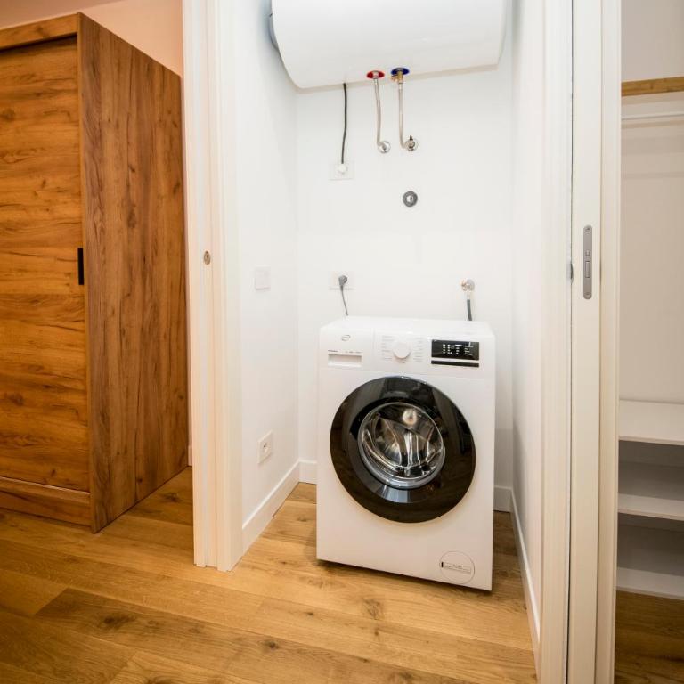 Mahon 1BR Superior Apartment - Quiet, Near Tram, Metro, Duomo, Station - Appartamento Superior con 1 Camera da Letto - 41