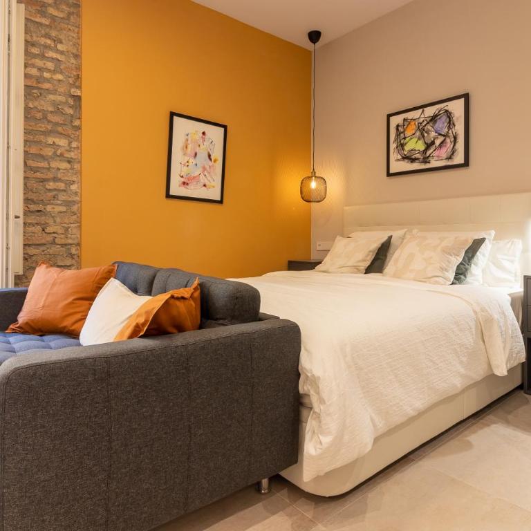 GRUND SUITES GALLERY by FreshApartments - Deluxe Double Studio - 6