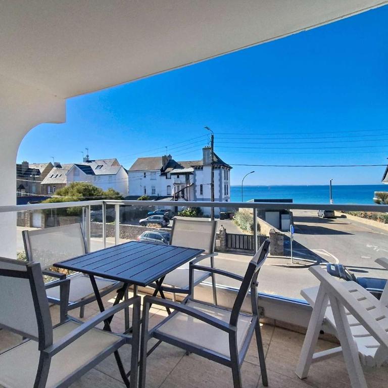 Quiberon - appartement 3 pièces - 56m² - proche centre - garage - loggia - sans animaux - Appartement 2 Chambres - 13
