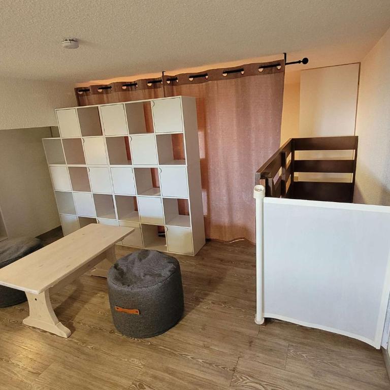 Duplex 6 pers, skis aux pieds, piscine & sauna - L'Alpe d'Huez - Appartement 1 Chambre - 13