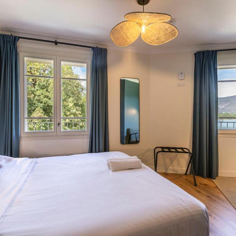 Huttopia Domaine du Lac - Chambre Double Deluxe - Vue sur Lac - 6
