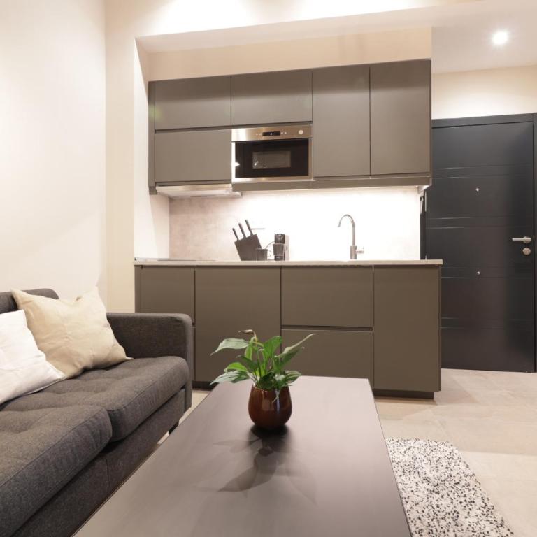 GRUND SUITES GALLERY by FreshApartments - Superior Studio - 7