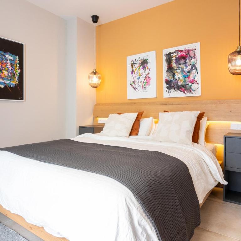 GRUND SUITES GALLERY by FreshApartments - Superior Studio - 5