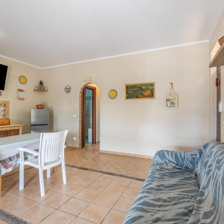 Villa Rosa Con Piscina - Villa con Vista Giardino - 2
