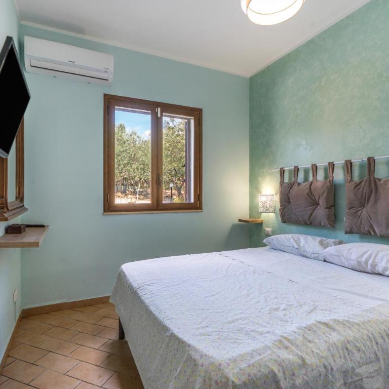 Villa Rosa Con Piscina - Villa con Vista Giardino - 10