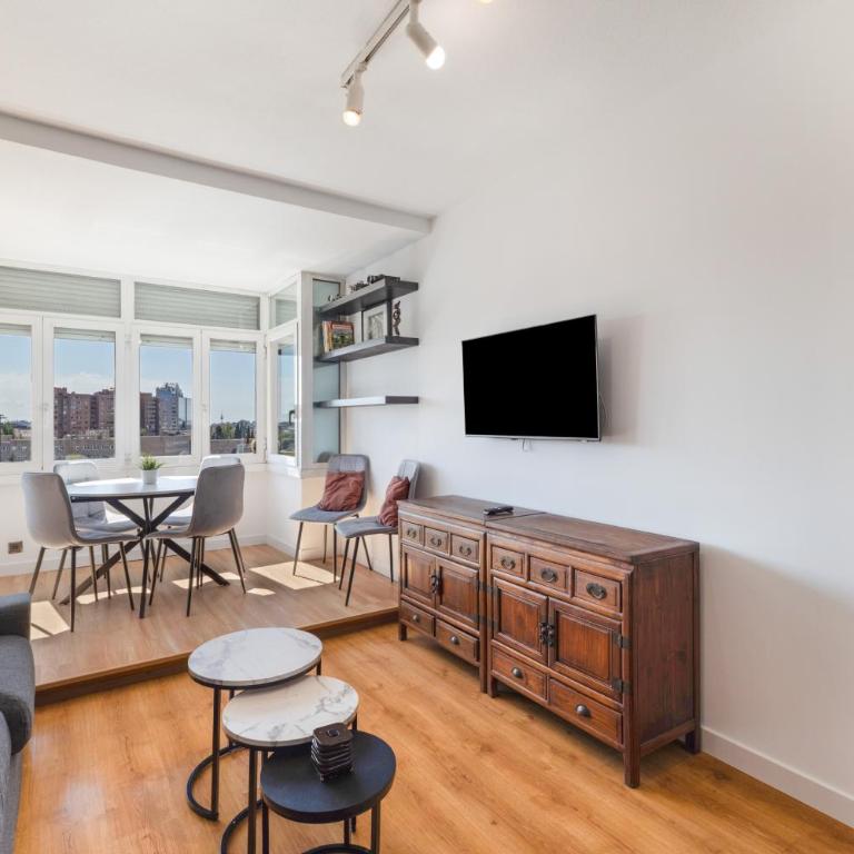 Apartamento Confortable con piscina - Superior Apartment mit Stadtblick - 11