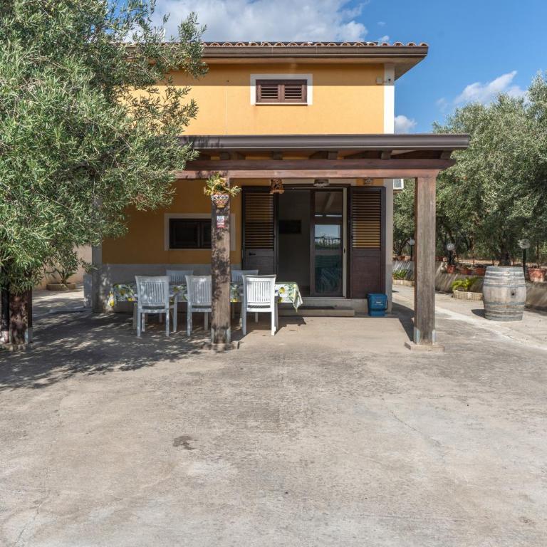 Villa Rosa Con Piscina - Villa con Vista Giardino - 25