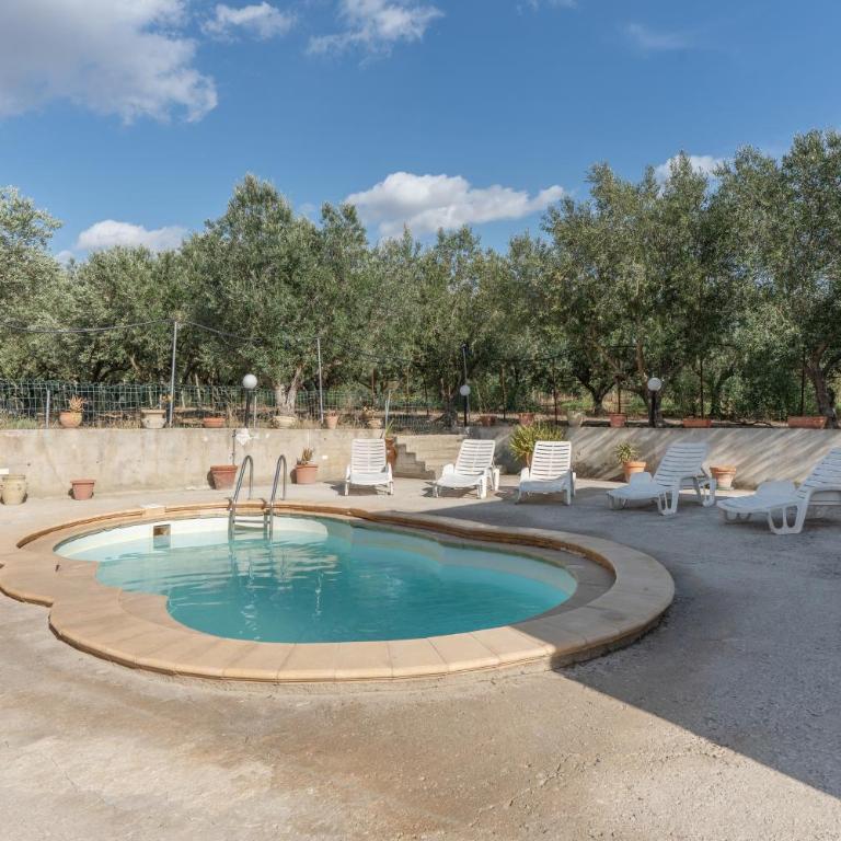 Villa Rosa Con Piscina - Villa con Vista Giardino - 26