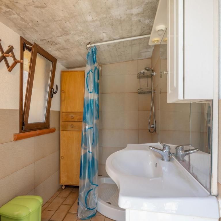 Villa Rosa Con Piscina - Villa con Vista Giardino - 30