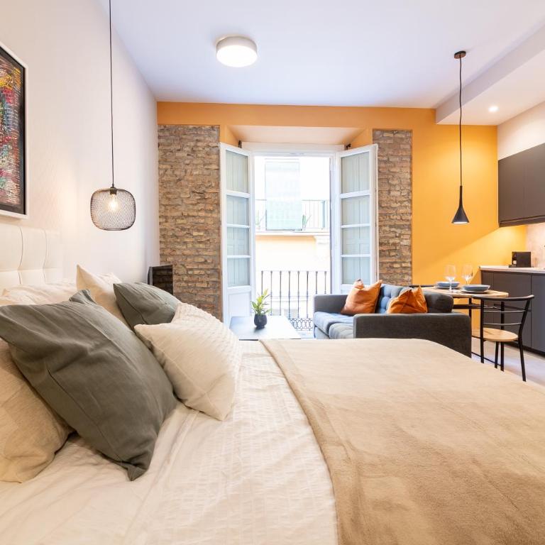 GRUND SUITES GALLERY by FreshApartments - Deluxe Double Studio - 3