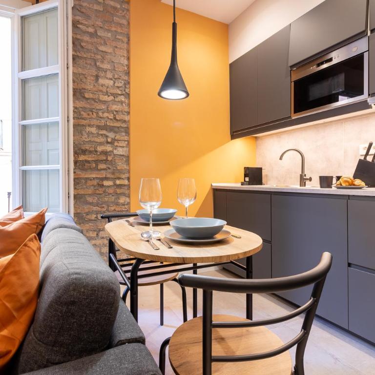 GRUND SUITES GALLERY by FreshApartments - Deluxe Double Studio - 6