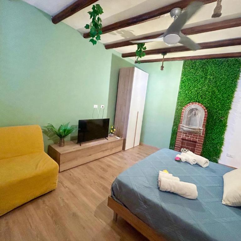 Al Duomo Apartment - Centro Storico, 2 min Cattedrale - One-Bedroom Apartment - 3